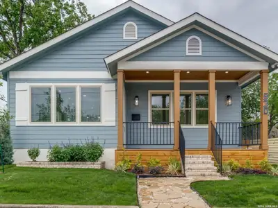 New construction Single-Family house 930 S Pine St, San Antonio, TX 78210 - image