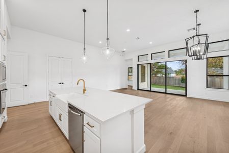 New construction Single-Family house 26515 Pioneer Pointe Ct, Montgomery, TX 77316 plan The Azalea - image 12