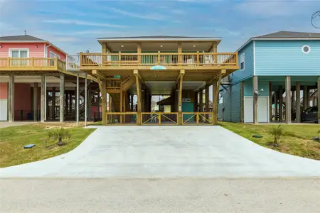 New construction Single-Family house 778 Wommack, Crystal Beach, TX 77650 - image