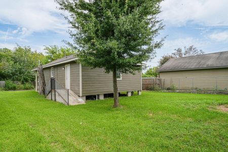 New construction Single-Family house 2407 Russell St, Houston, TX 77026 - image