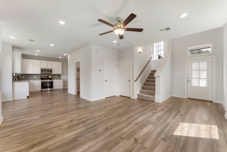 New construction Single-Family house 3714 Violet Ln, Huntsville, TX 77340 plan The 1604 - image 6