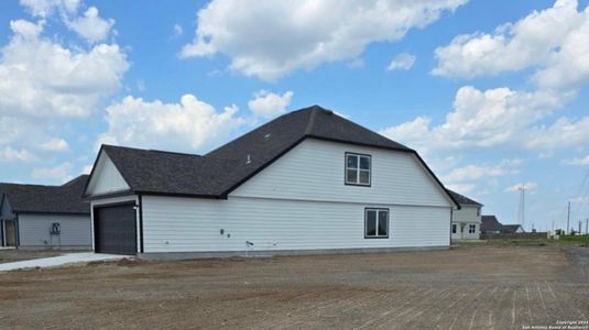 New construction Single-Family house 709 Star Path, Seguin, TX 78155 Cortona- photo 22 22