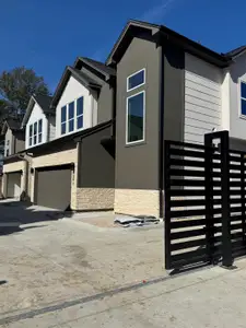 New construction Single-Family house 6541 Sealey St, Houston, TX 77091 - image