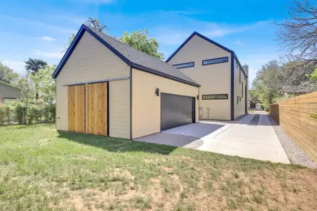 New construction Single-Family house 1310 Cullen Ave, Austin, TX 78757 - image