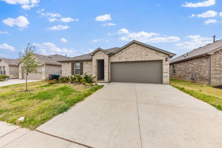 New construction Single-Family house 752 Cedarbrook Dr, Fort Worth, TX 76131 plan BELLVUE - image