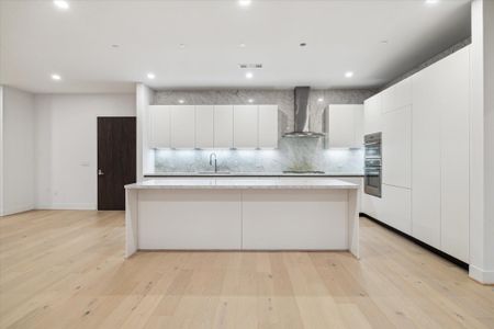 New construction Condo house 1711 Allen Pkwy, Unit 2402, Houston, TX 77019 - image 8