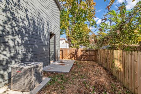 New construction Single-Family house 11964 Canal St, Willis, TX 77318 - image 3