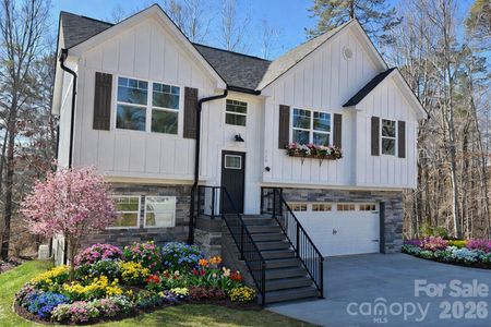 New construction Single-Family house 420 Scarlett Oak Ct Ne, Lenoir, NC 28645 - image