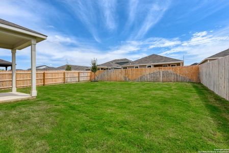 New construction Single-Family house 2537 Windle Ln, Seguin, TX 78155 Voyager Homeplan- photo 29 29