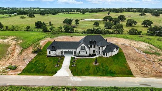 New construction Single-Family house 5005 Glenoaks Ct, Weatherford, TX 76088 - image