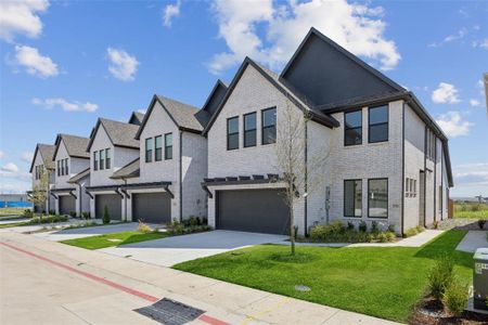 New construction Townhouse house 3526 Pierce Ln, Grand Prairie, TX 75052 plan Sloane - image