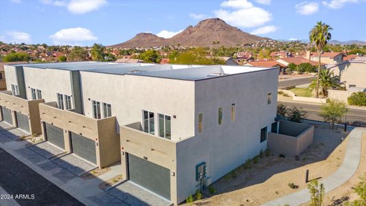 New construction Townhouse house 2126 E Voltaire Avenue, Phoenix, AZ 85022 - photo 0