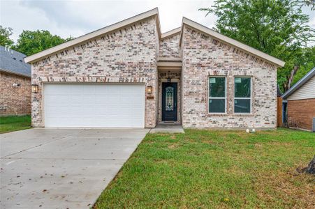 New construction Single-Family house 2114 Spikes Street, Grand Prairie, TX 75051 - photo 0