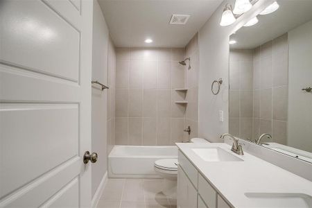New construction Townhouse house 6818 Neal's Wy, Arlington, TX 76001 - image 9