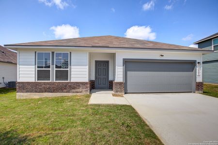 New construction Single-Family house 300 Ivy Rds, Seguin, TX 78155 The Daphne J- photo 0 0