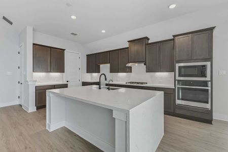 New construction Single-Family house 112 Grace Ave, Castroville, TX 78009 plan Brandon - image 7