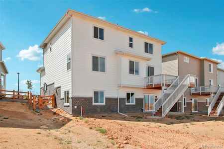 New construction Single-Family house 3292 N Highlands Creek Pkwy, Aurora, CO 80019 Vail II- photo 8 8