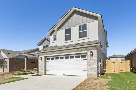 New construction Single-Family house 18216 Emu Ln, Manor, TX 78653 plan The Hutchinson - image