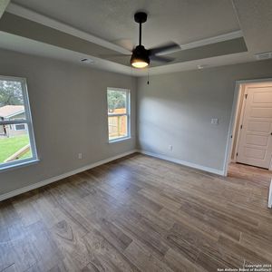 New construction Single-Family house 713 Circleview Dr, Canyon Lake, TX 78133 null- photo 13 13