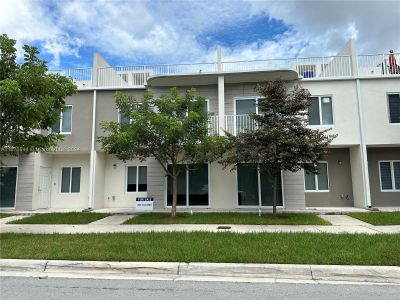 New construction Townhouse house 25827 Sw 144Th Ct, Unit 25827, Naranja, FL 33031 - photo 0