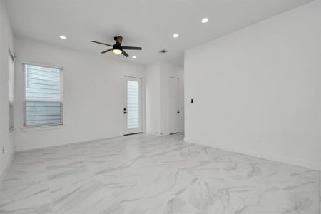 New construction Single-Family house 853 Mansfield St, Unit D, Houston, TX 77091 null- photo 14 14