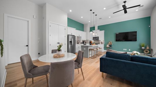 New construction Single-Family house 850 Elkhart St, Unit E, Houston, TX 77091 - image 14