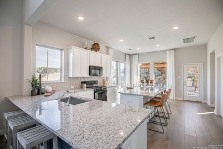 New construction Single-Family house 126 Jax Lp, San Antonio, TX 78253 null- photo 13 13