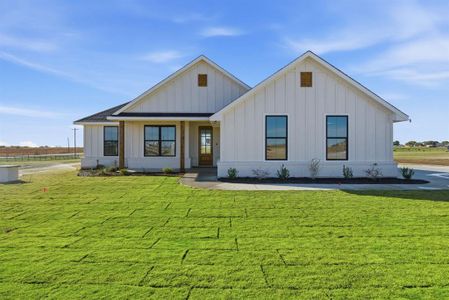 New construction Single-Family house 1001 Paramount Dr, Cresson, TX 76035 - image