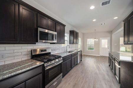 New construction Single-Family house 13006 Laura Lk, Willis, TX 77318 - image 8