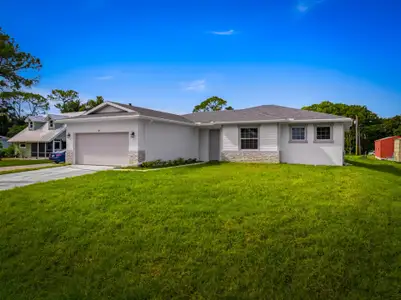 New construction Single-Family house 5808 Bamboo Dr, Fort Pierce, FL 34982 - image