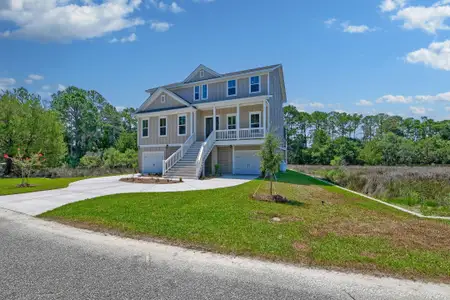 New construction Single-Family house 4147 Victory Pointe Dr, Mount Pleasant, SC 29466 - image