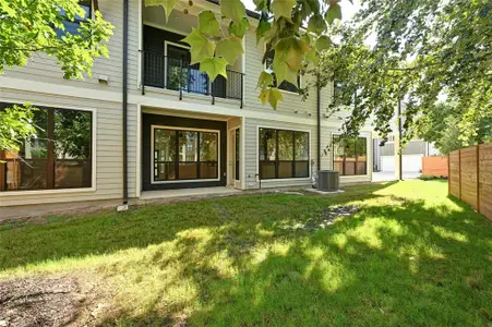 New construction Condo house 2707 Dulce Ln, Unit 13, Austin, TX 78704 - image
