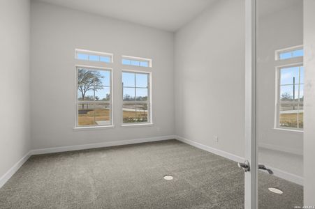 New construction Single-Family house 649 Legend Park, Castroville, TX 78009 plan 3245 - image 14