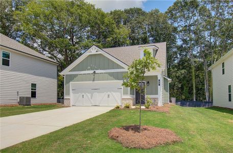 New construction Single-Family house 80 Hydrangea Cir, Fairburn, GA 30213 plan Emma - image