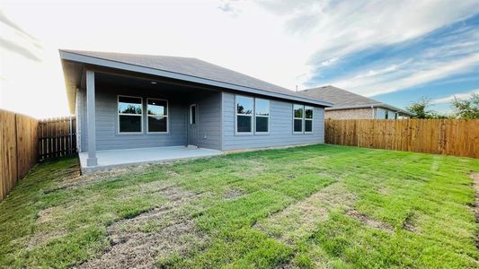 New construction Single-Family house 10605 Dripping Creek Ln, Fort Worth, TX 76036 plan HUNTSVILLE - image