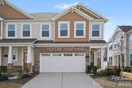 New construction Townhouse house 8109 Overmeadow Ln, Charlotte, NC 28269 - image