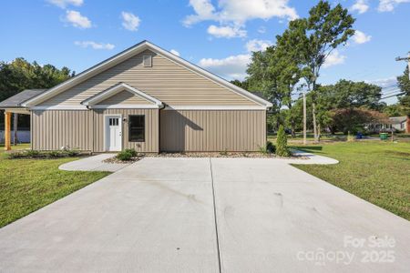 New construction Single-Family house 2220 Badin Rd, Albemarle, NC 28001 - image