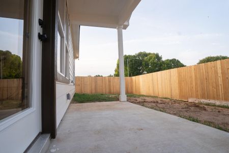 New construction Single-Family house 304 String Prairie Wy, Smithville, TX 78957 - image