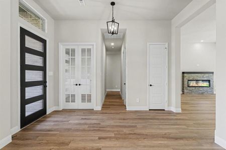 New construction Single-Family house 7030 Southrock Rd, Midlothian, TX 76065 - image 13