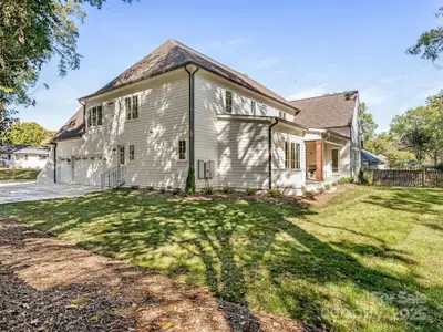 New construction Single-Family house 1511 Cavendish Ct, Charlotte, NC 28211 - image