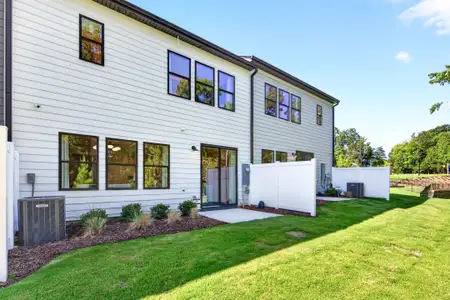 New construction Single-Family house 225 Landy St, Fort Mill, SC 29715 plan Falcon - image
