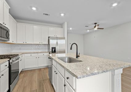 Emberly by LGI Homes in Beasley - photo 8 8