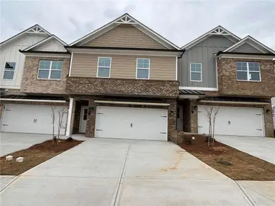 New construction Townhouse house 21 Creekside Commons Dr, Hoschton, GA 30548 null- photo 3 3