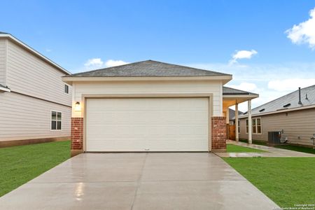 New construction Single-Family house 2663 Greenwell Ln, New Braunfels, TX 78130 The Alpine- photo 0 0