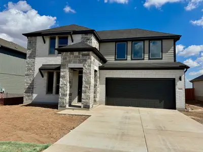 New construction Single-Family house 112 Divisadero Dr, Hutto, TX 78634 plan Trinity - image 2