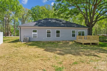 New construction Single-Family house 321 Henderson Cir, Harrisburg, NC 28075 - image 4