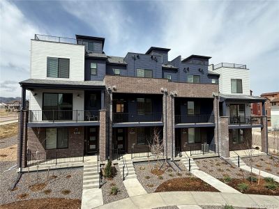 New construction Townhouse house 9645 Browns Peak Cir, Littleton, CO 80125 null- photo 0