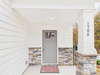 New construction Single-Family house 1704 Coral Bark Ln, Unit 19, Charlotte, NC 28216 - image 4