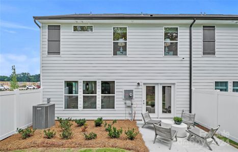 New construction Townhouse house 17046 Patron Dr S, Unit 100, Charlotte, NC 28273 Palomino- photo 11 11