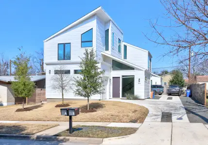 New construction Single-Family house 106 W Croslin St, Unit 1, Austin, TX 78752 - image